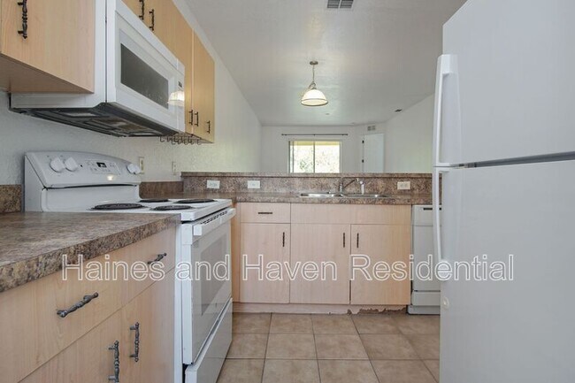 Building Photo - 12201 Indian Creek Dr