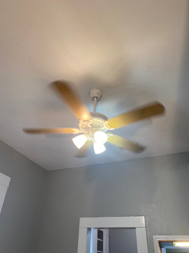 Ceiling fans throughout - 1105 Essex St