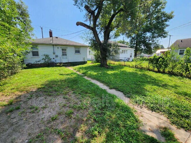 Building Photo - 1710 N 19th St
