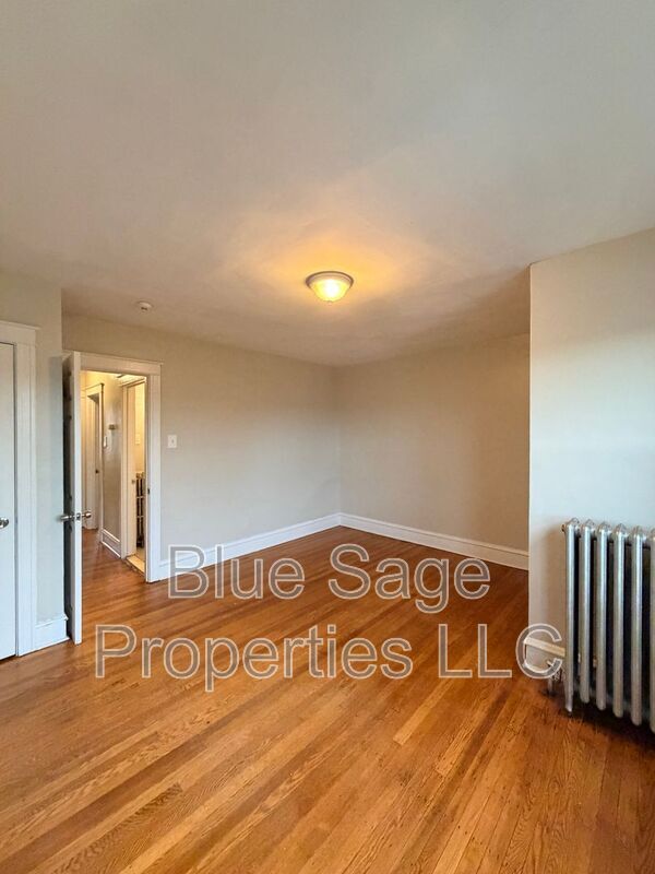 Building Photo - 7026 Radbourne Rd