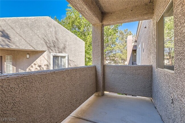 Building Photo - 5250 S Rainbow Blvd