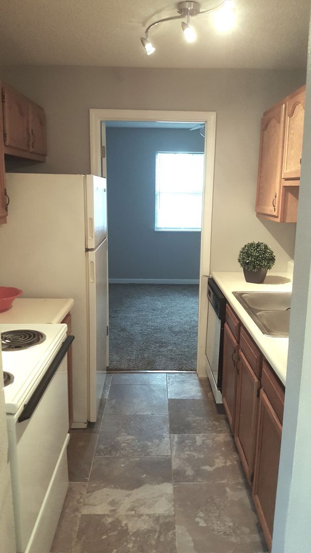Building Photo - Cozy 1 bedroom