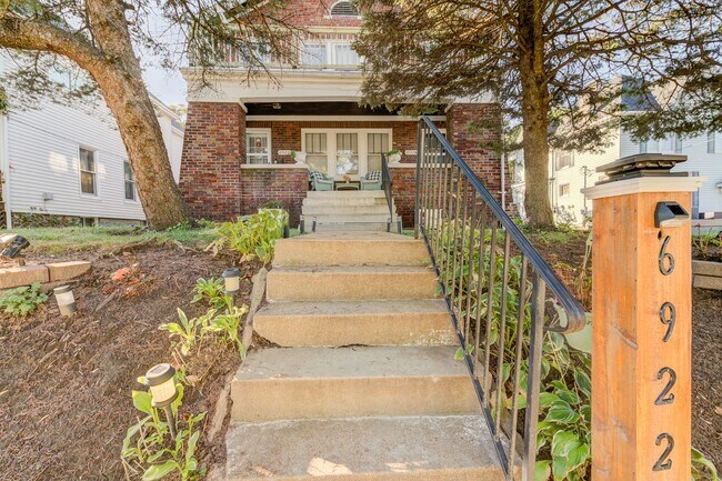 Building Photo - 6922 Plateau Ave