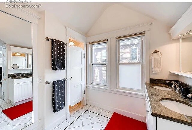 Building Photo - 1618 Spruce St