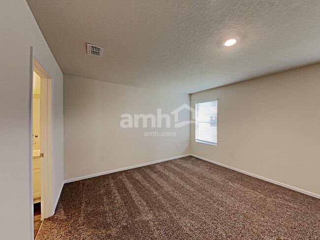 Building Photo - 282 Caminha Rd