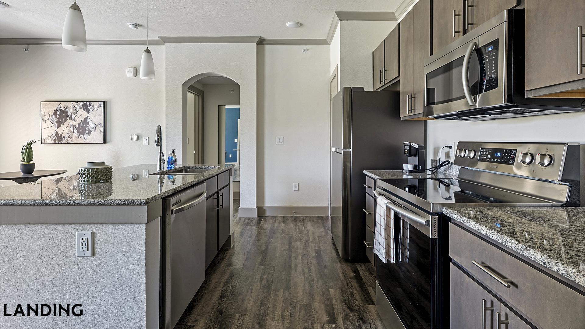 Building Photo - 12500 Shadowglen Trce