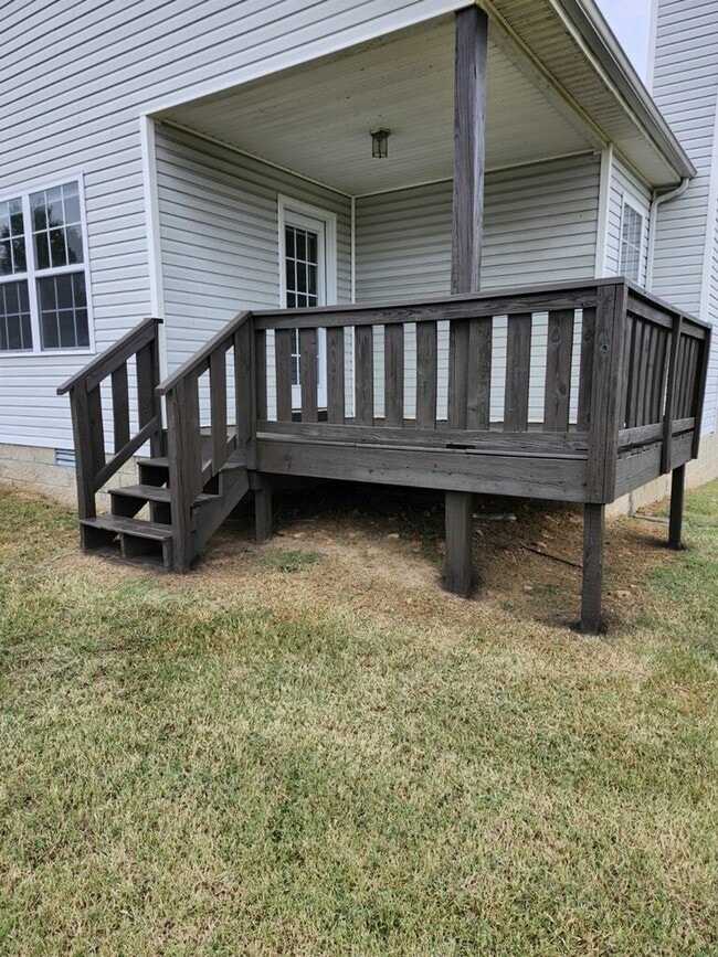 Building Photo - 409 Athena Dr
