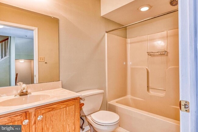 Building Photo - 307 Glenn Rose Cir