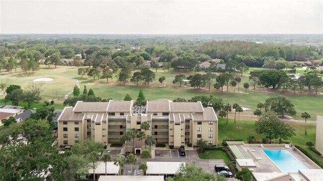 Building Photo - 13618 Greenfield Dr