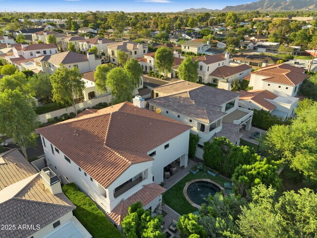 Building Photo - 3507 North 39th Pl