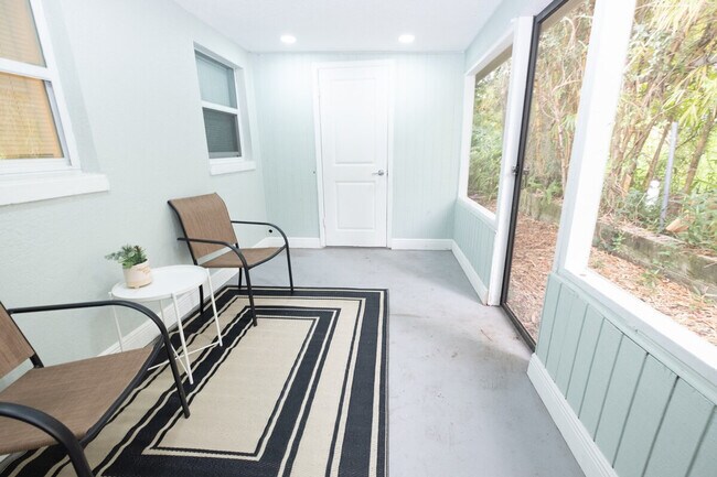 Building Photo - 3007 E 21st Ave