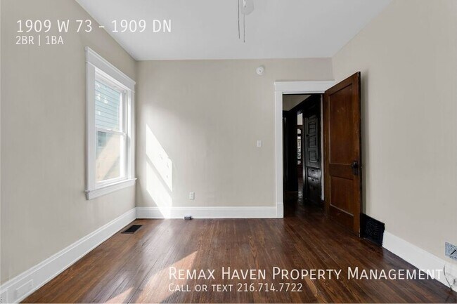 Building Photo - 1909 W 73rd St