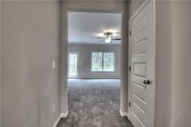 Building Photo - Beautiful NEW home in Cartersville!  Move ...