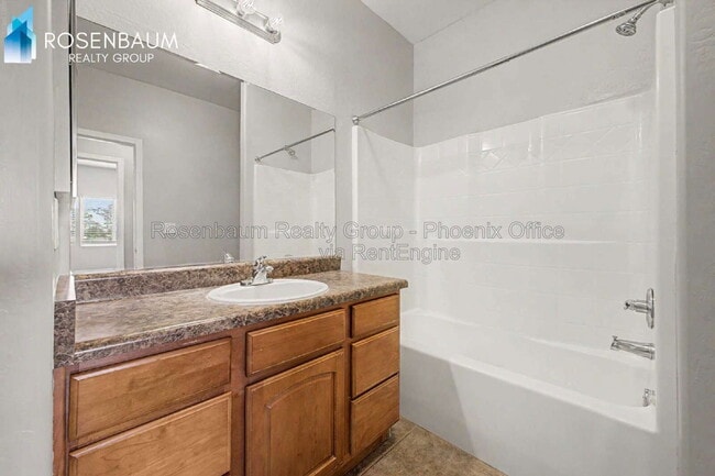 Building Photo - 15237 S Moon Valley Rd