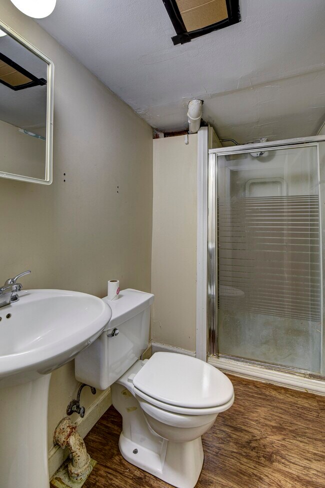 Building Photo - 307 N 31st St