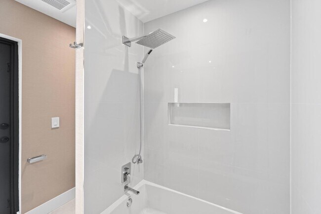 Building Photo - 1291 Bimini Ln