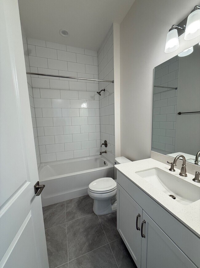 Building Photo - 5554 Lumber Ml Rd