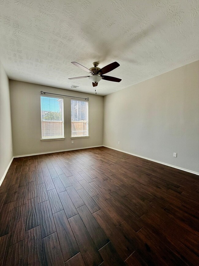 Building Photo - 20223 Benton Springs Ln