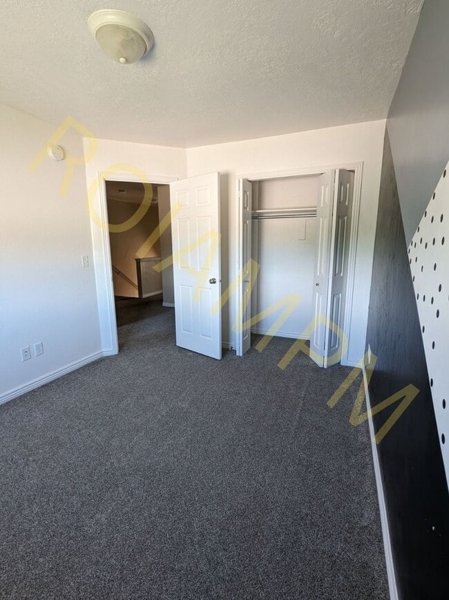 Building Photo - 3-Bedroom Townhome Near ISU with Attached Garage