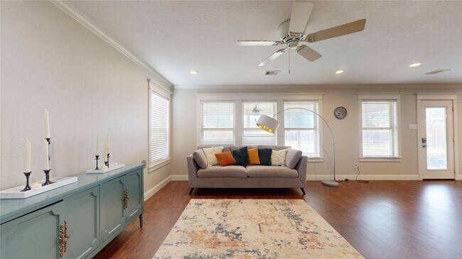 Building Photo - 7918 Tupper Bend Ct