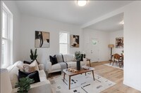 Building Photo - 2 Bed 1 Bath