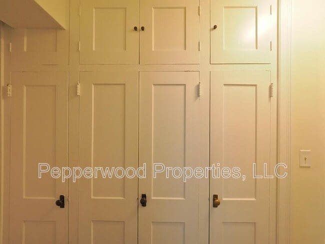 Building Photo - 542 Palmetto St