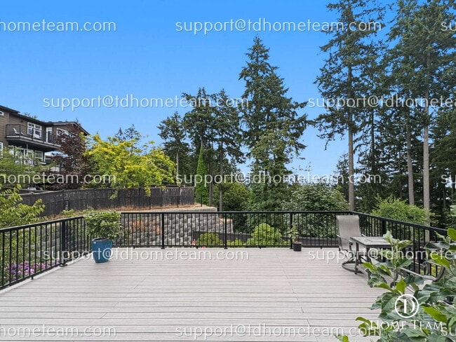 Building Photo - "Spacious 4-Bedroom Auburn Retreat with Scenic Views, Gleaming Hardwood Floors, and 3.5 Baths!"