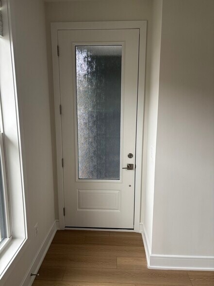 Building Photo - 43396 Farringdon Sq