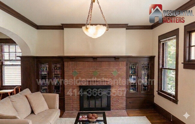 Building Photo - 3002 N Frederick Ave