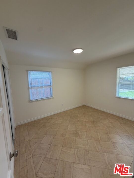 Building Photo - 17400 Cantlay St