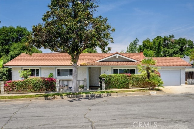 Building Photo - 575 Winona Way