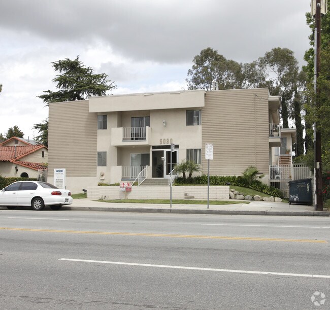 Building Photo - 5030 Whitsett Ave