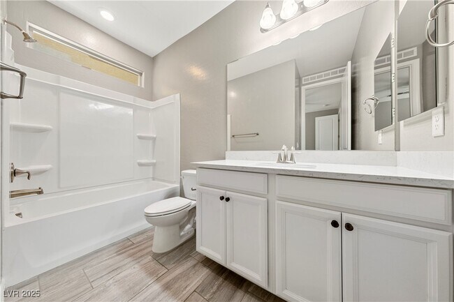 Building Photo - 7205 Pine Bridge Ct