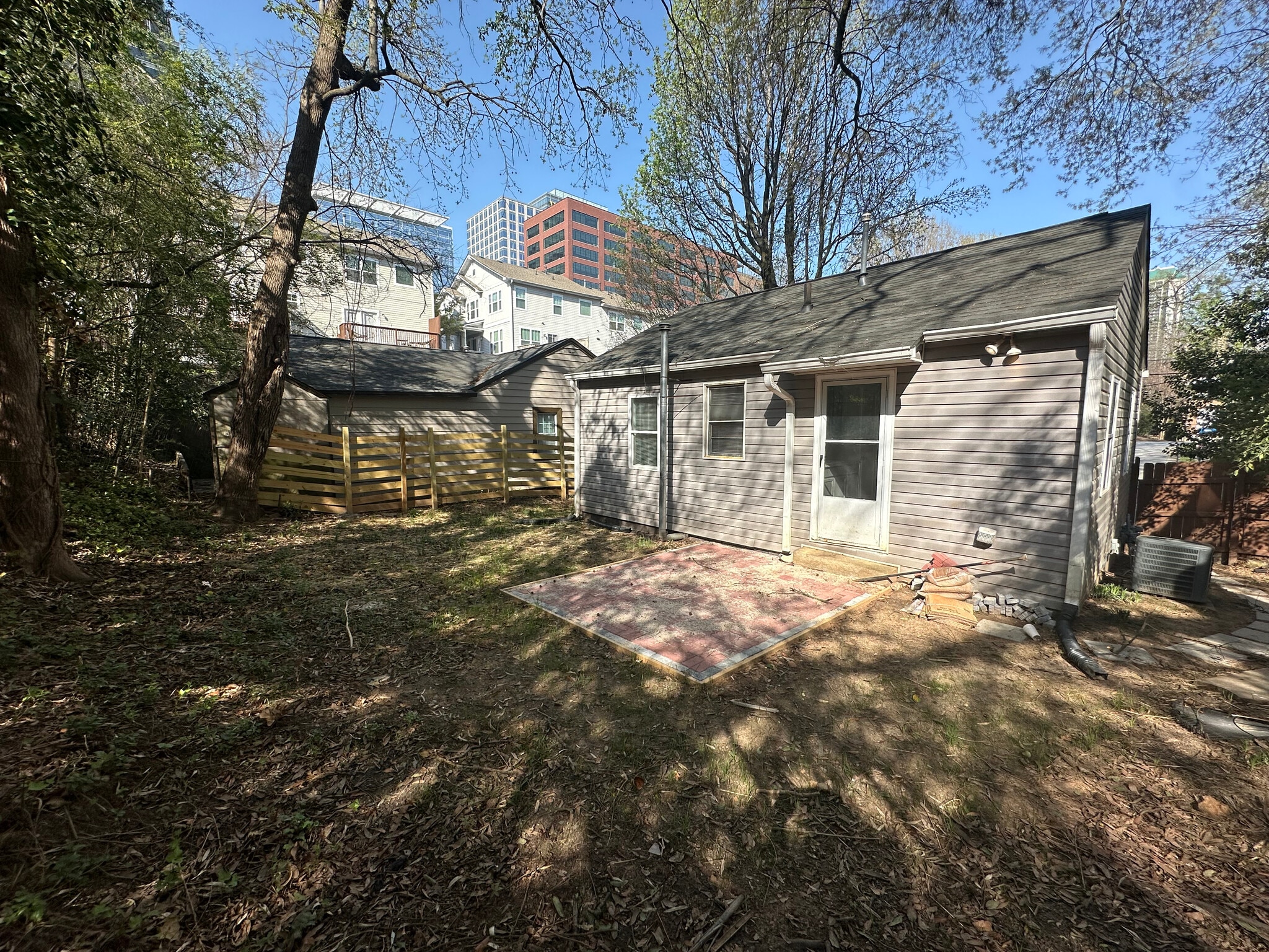 Building Photo - 1272 Lyle Pl NW