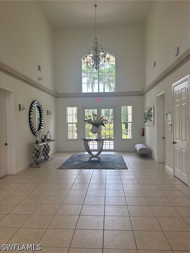 Building Photo - 2215 Hawksridge Dr