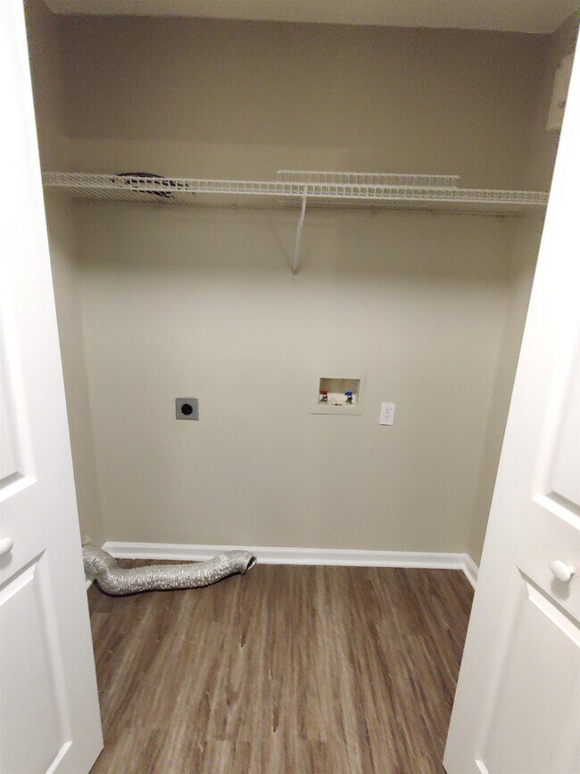 Building Photo - 4256 Augustus Oak Ct