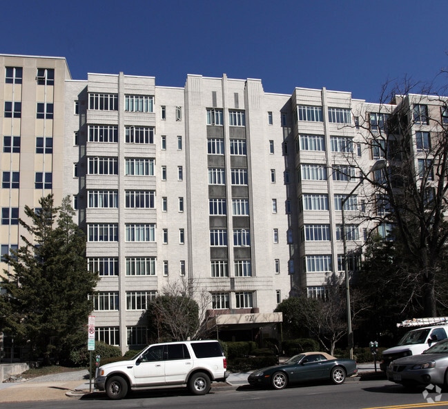 Building Photo - The Winthrop