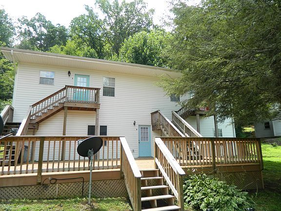 Building Photo - 323 Parker Farm Rd