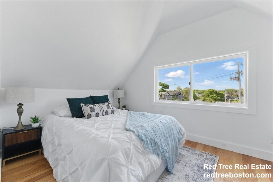 Building Photo - 80 Shirley St