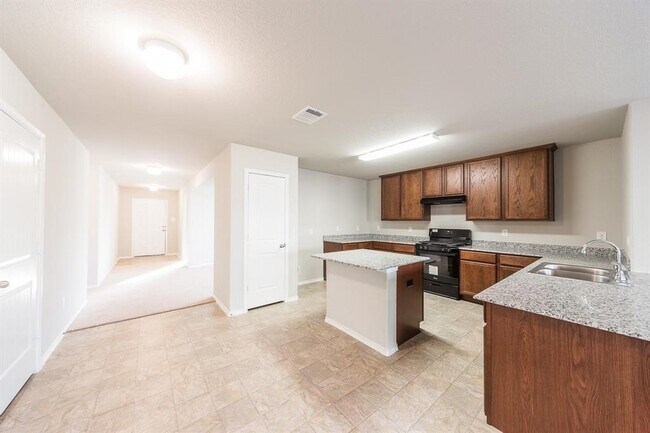 Building Photo - 2534 Sandbar Shark Ct