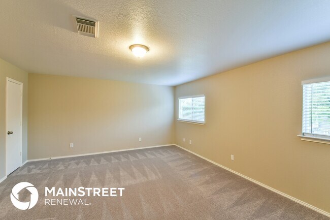 Building Photo - 10207 Rainbow Creek