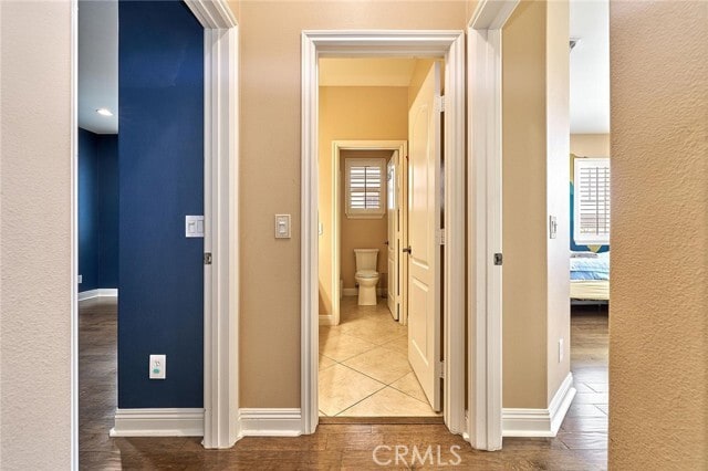 Building Photo - 524 S Petunia St