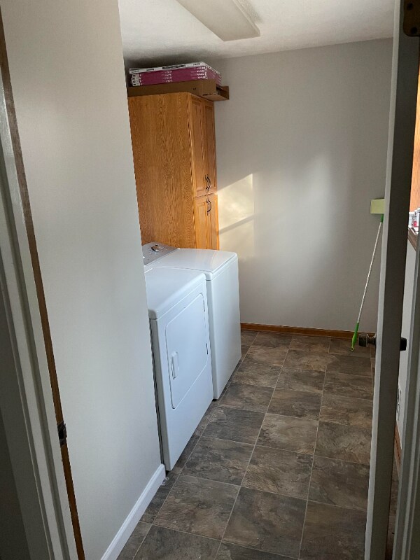 Building Photo - 1210 Rocky Rd