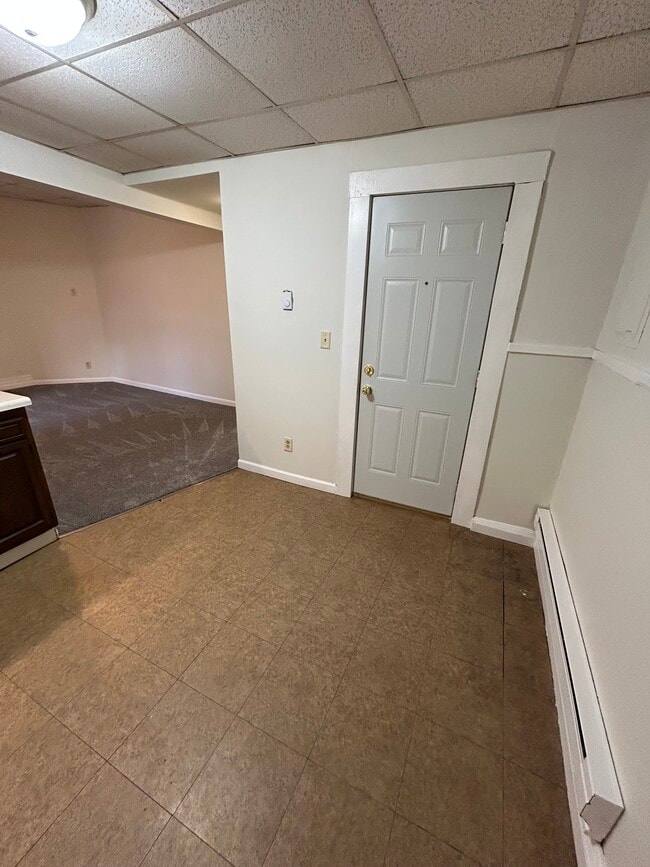 Unit 4 Kitchen 2 - 428 N Barstow St