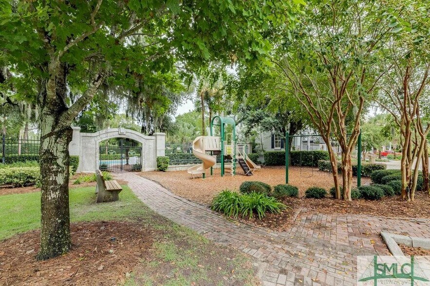 Building Photo - 49 Thatcher Ln