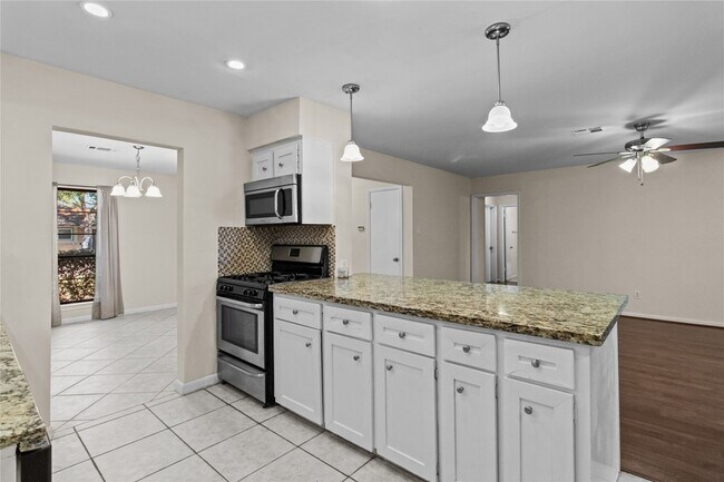 Building Photo - 5511 Verdome Ln