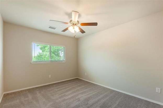 Building Photo - 3537 Brentwood Dr