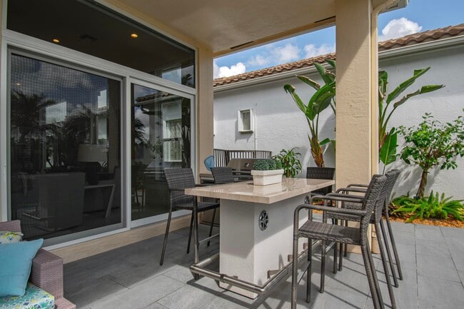 Building Photo - 7916 Montecito Pl