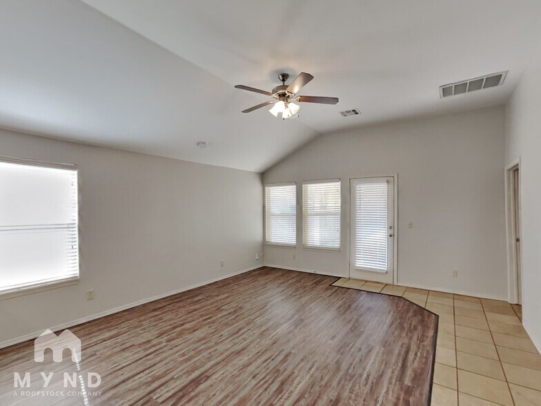 Building Photo - 14617 Moon Daisy Dr