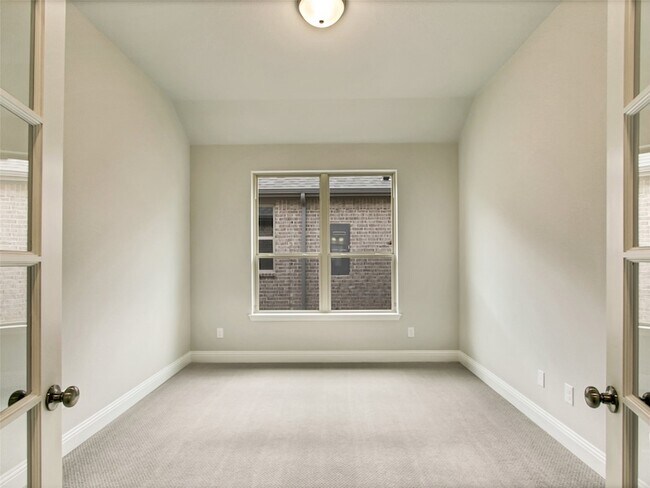 Building Photo - 3717 Brinkley Dr
